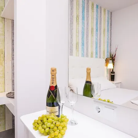 Estian Deluxe Apartament *