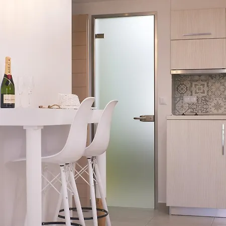 Estian Deluxe * Limenaria (Thasos)